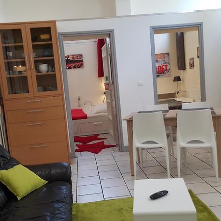 Le Souplex Apartment Troyes Bagian luar foto